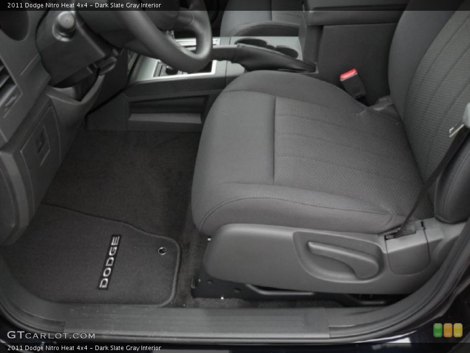 Dark Slate Gray Interior Photo for the 2011 Dodge Nitro Heat 4x4 #42484920