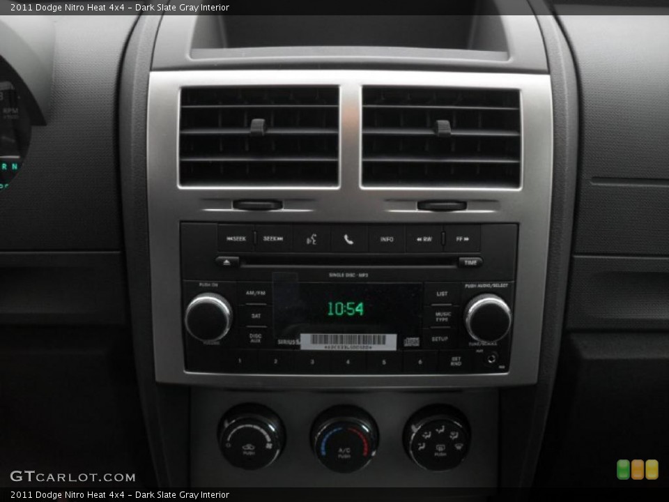Dark Slate Gray Interior Controls for the 2011 Dodge Nitro Heat 4x4 #42484964