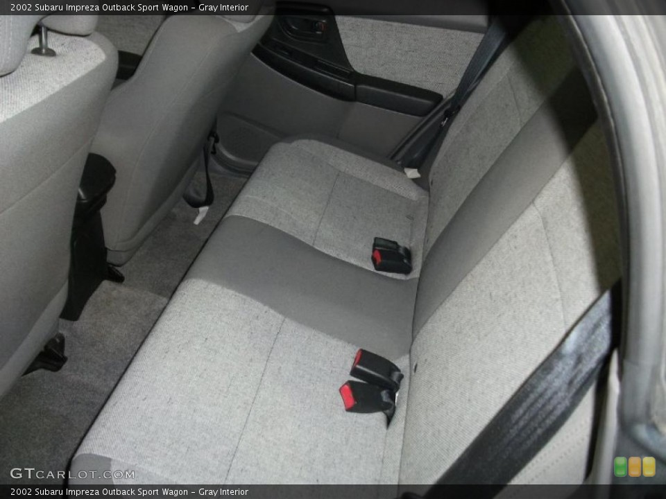 Gray Interior Photo for the 2002 Subaru Impreza Outback Sport Wagon #42486177