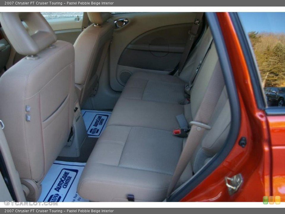 Pastel Pebble Beige Interior Photo for the 2007 Chrysler PT Cruiser Touring #42486373