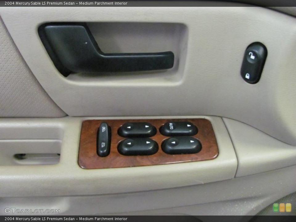 Medium Parchment Interior Controls for the 2004 Mercury Sable LS Premium Sedan #42513639