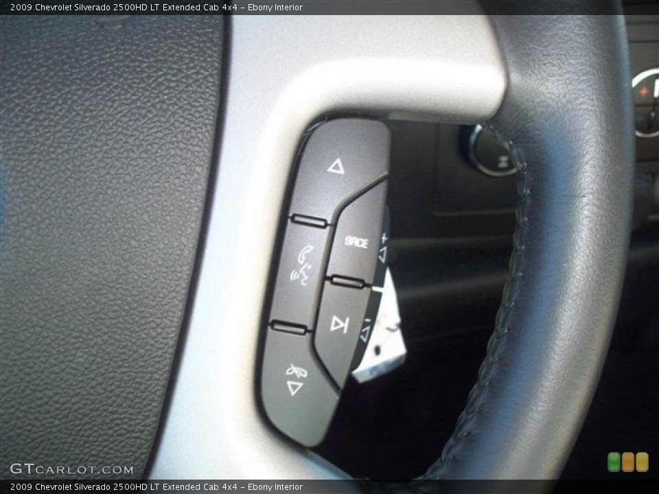 Ebony Interior Controls for the 2009 Chevrolet Silverado 2500HD LT Extended Cab 4x4 #42515396