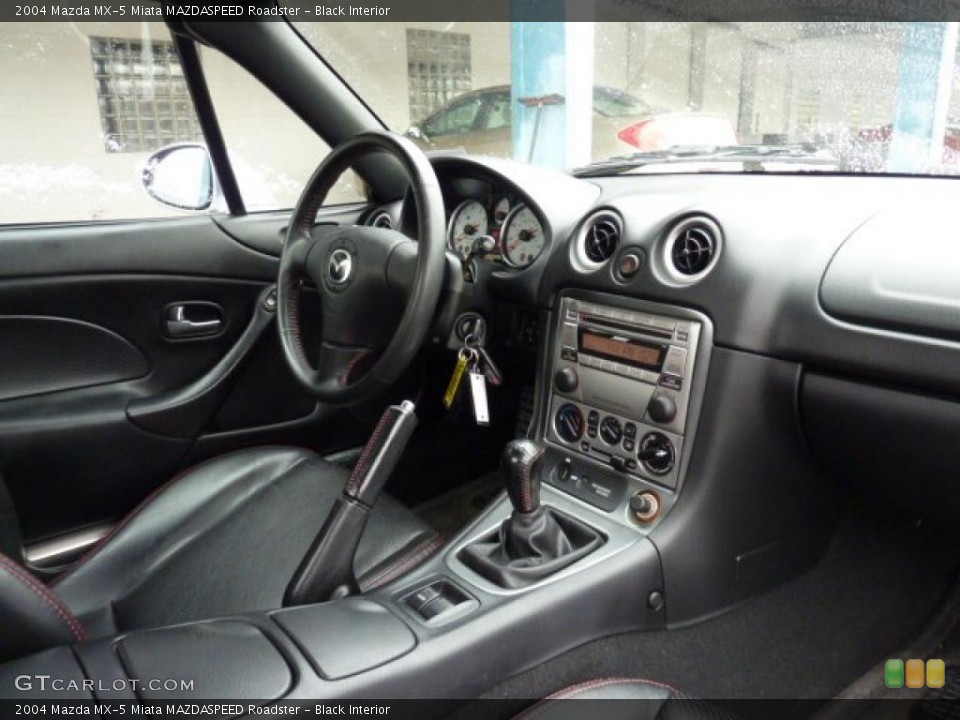 Black Interior Photo for the 2004 Mazda MX-5 Miata MAZDASPEED Roadster #42519941