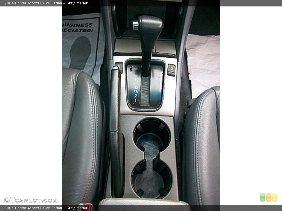 Gray Interior Transmission for the 2004 Honda Accord EX V6 Sedan #42527837