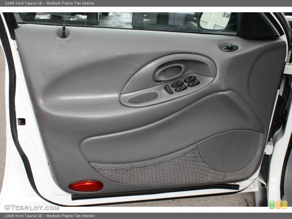 Medium Prairie Tan Interior Door Panel for the 1998 Ford Taurus SE #42533069
