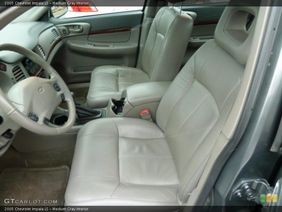 Medium Gray Interior Photo for the 2005 Chevrolet Impala LS #42537713