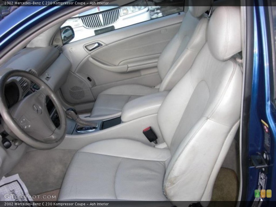 Ash Interior Photo for the 2002 Mercedes-Benz C 230 Kompressor Coupe #42543869