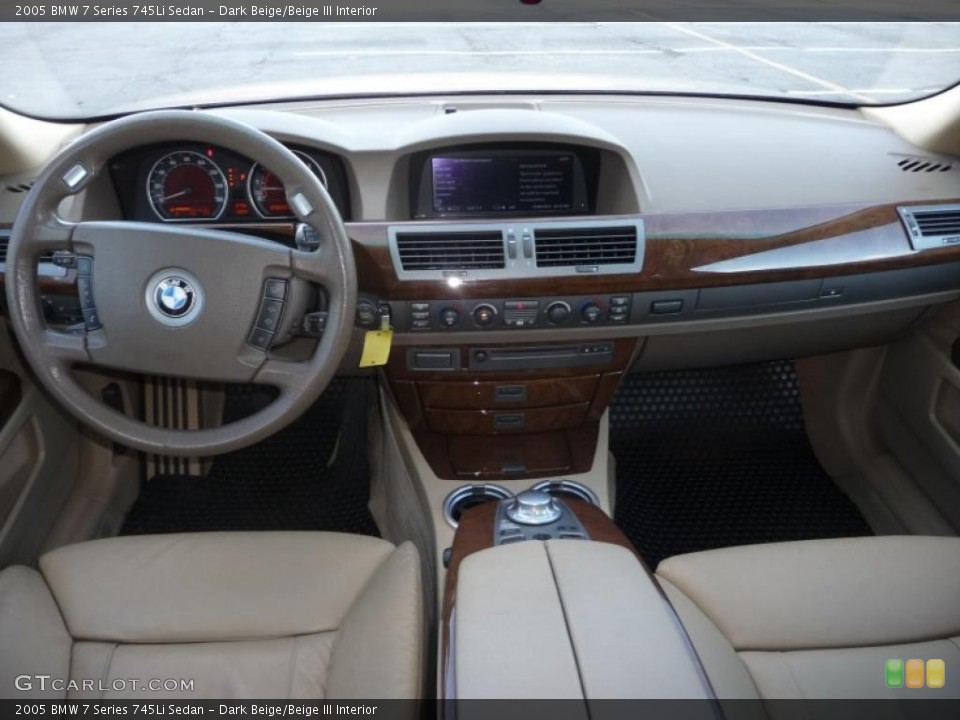Dark Beige/Beige III Interior Dashboard for the 2005 BMW 7 Series 745Li Sedan #42547533