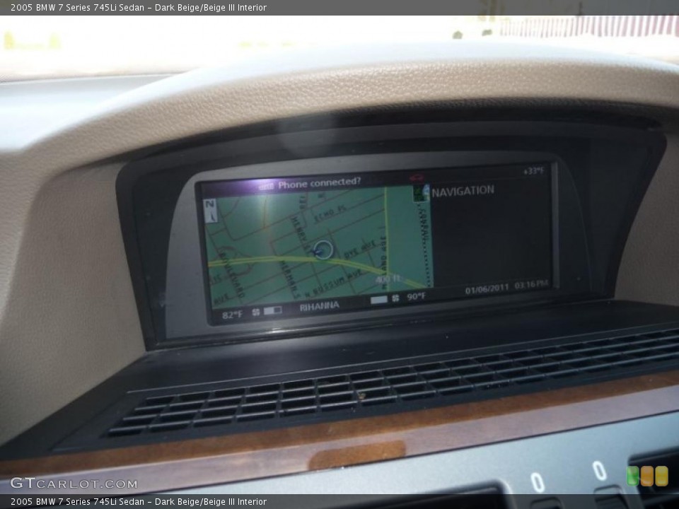 Dark Beige/Beige III Interior Navigation for the 2005 BMW 7 Series 745Li Sedan #42547641