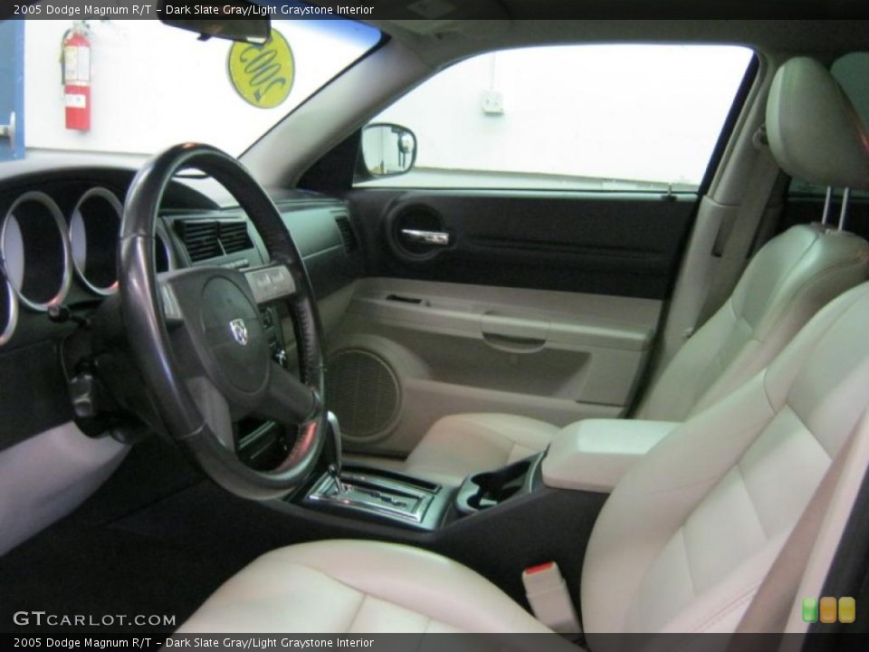 Dark Slate Gray/Light Graystone Interior Photo for the 2005 Dodge Magnum R/T #42556609