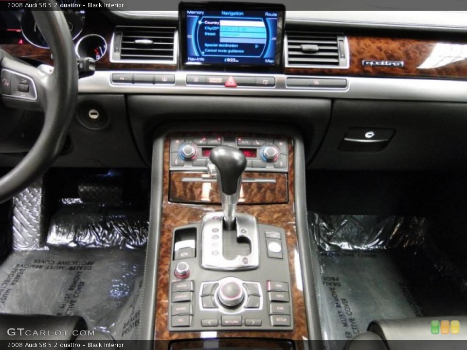 Black Interior Controls for the 2008 Audi S8 5.2 quattro #42557797