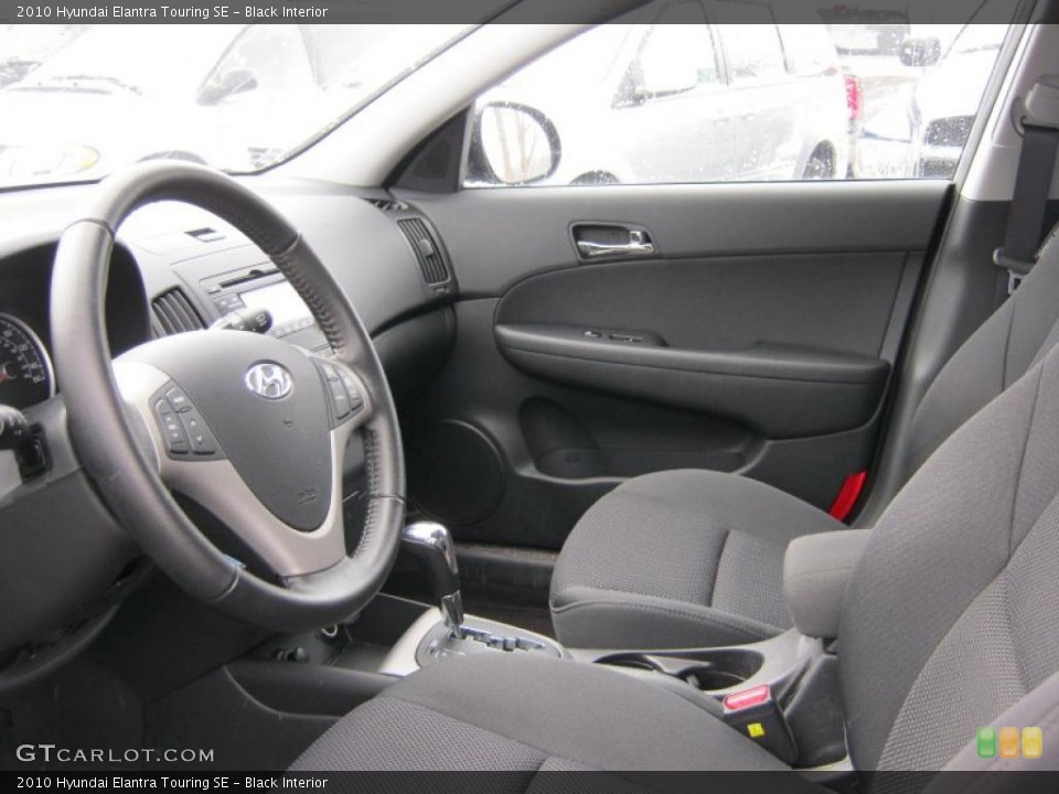 Black Interior Photo for the 2010 Hyundai Elantra Touring SE #42563561