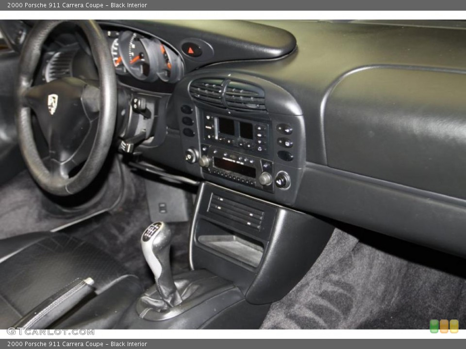 Black Interior Photo for the 2000 Porsche 911 Carrera Coupe #42568273