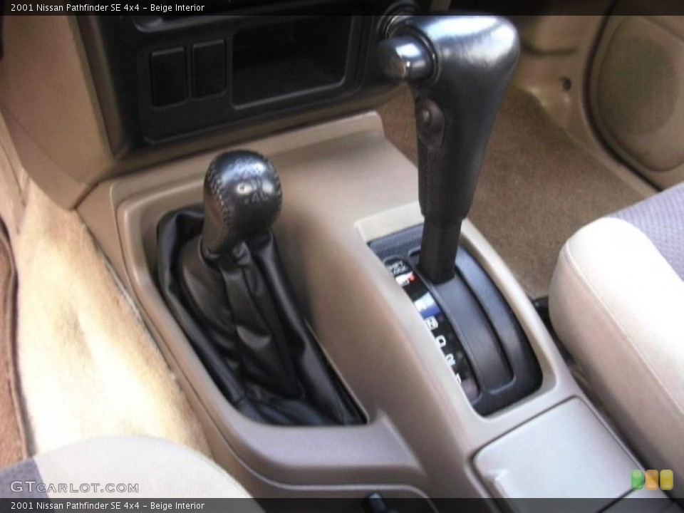 Beige Interior Transmission for the 2001 Nissan Pathfinder SE 4x4 #42582078