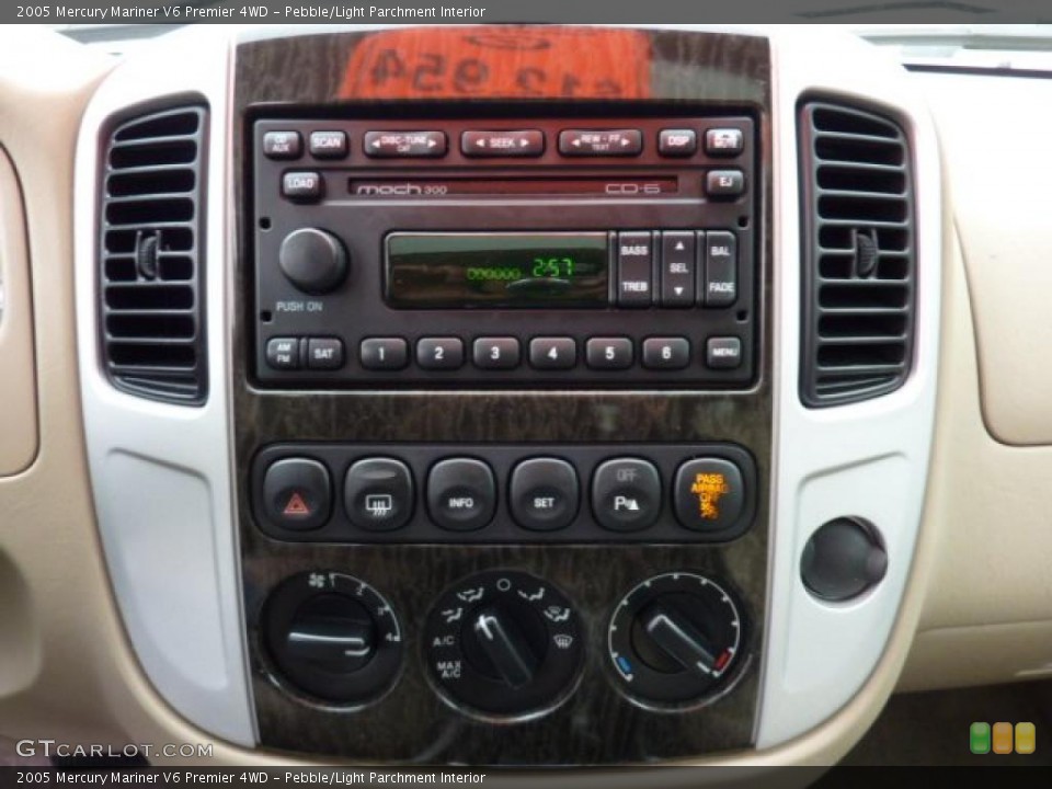 Pebble/Light Parchment Interior Controls for the 2005 Mercury Mariner V6 Premier 4WD #42610432
