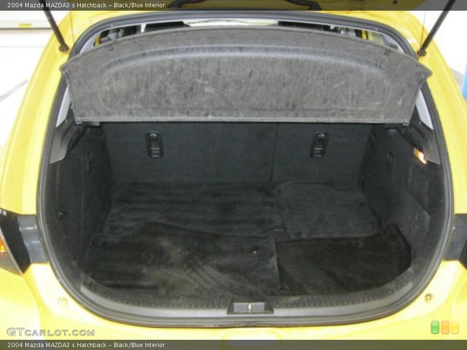 Black/Blue Interior Trunk for the 2004 Mazda MAZDA3 s Hatchback #42612587