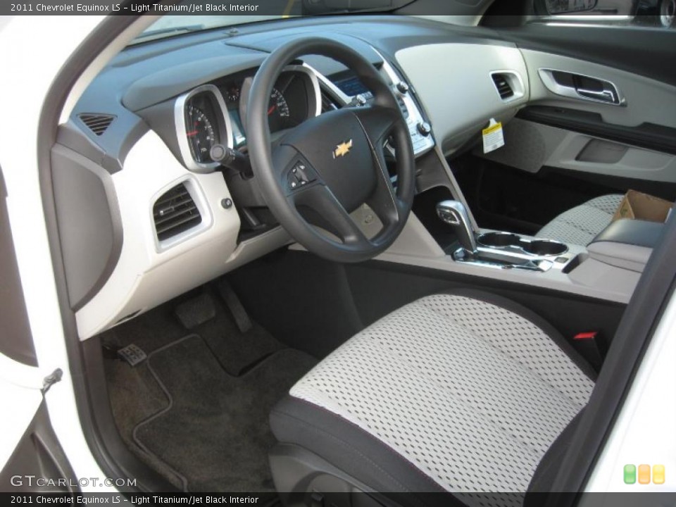 Light Titanium/Jet Black Interior Photo for the 2011 Chevrolet Equinox LS #42626748