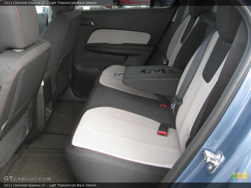 Light Titanium/Jet Black Interior Photo for the 2011 Chevrolet Equinox LT #42627092