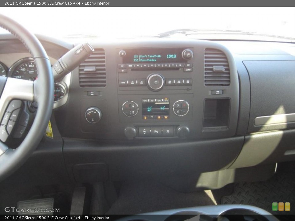 Ebony Interior Dashboard for the 2011 GMC Sierra 1500 SLE Crew Cab 4x4 #42627648