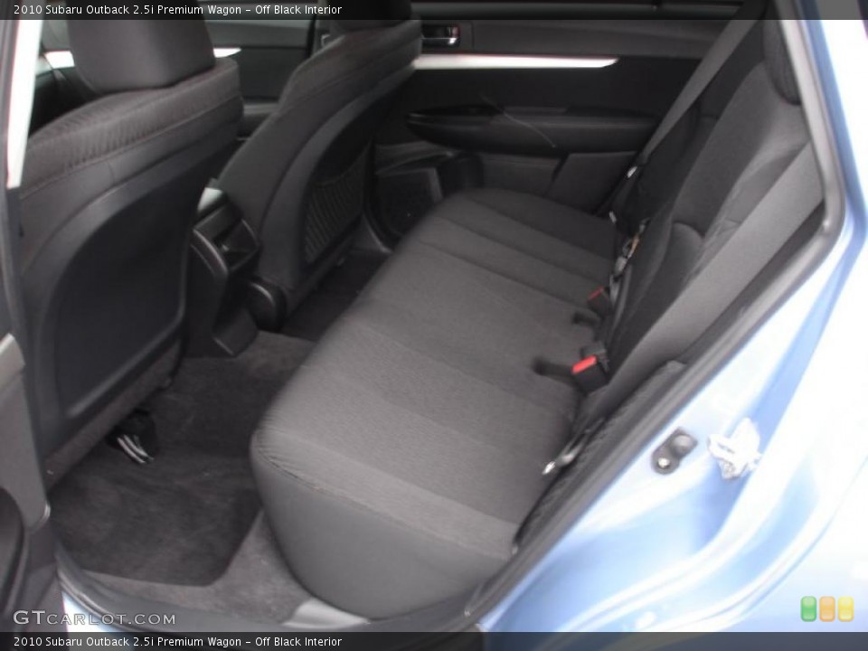 Off Black Interior Photo for the 2010 Subaru Outback 2.5i Premium Wagon #42630580