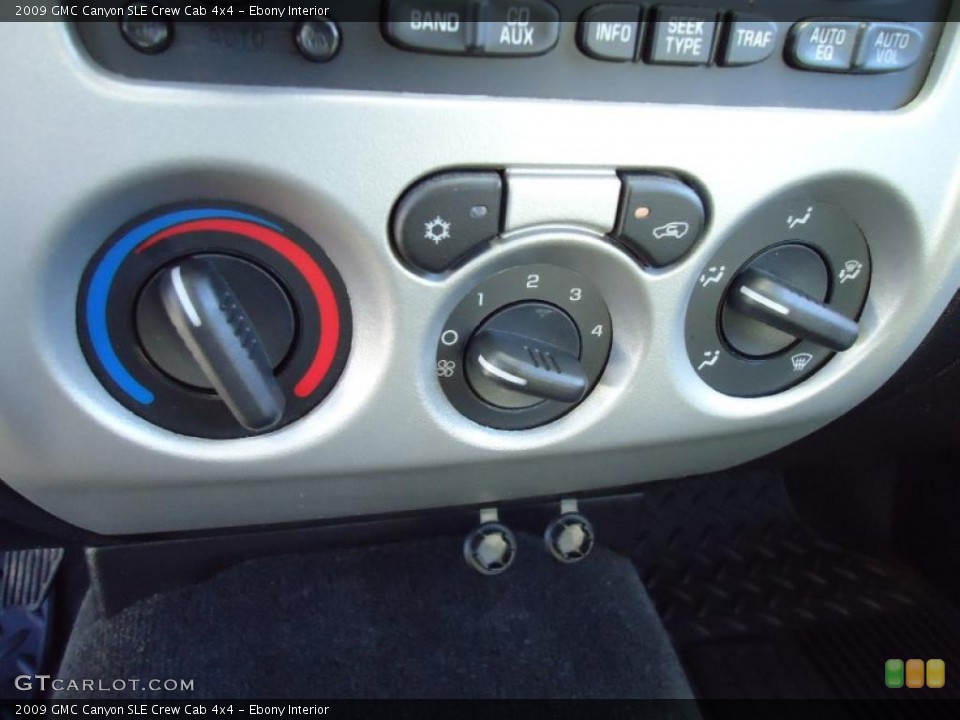 Ebony Interior Controls for the 2009 GMC Canyon SLE Crew Cab 4x4 #42636372