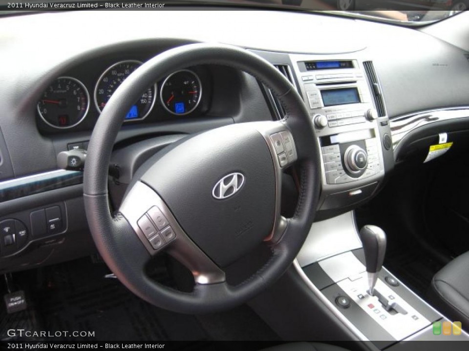 Black Leather Interior Dashboard for the 2011 Hyundai Veracruz Limited #42648200
