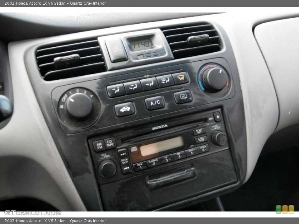 Quartz Gray Interior Controls for the 2002 Honda Accord LX V6 Sedan #42661354