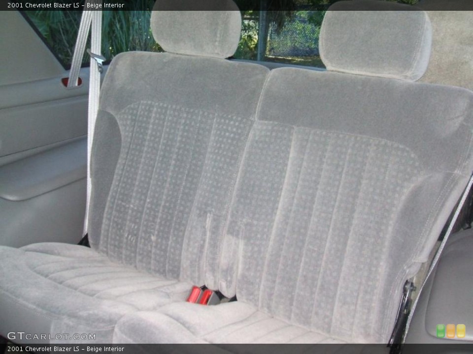 Beige Interior Photo for the 2001 Chevrolet Blazer LS #42665005