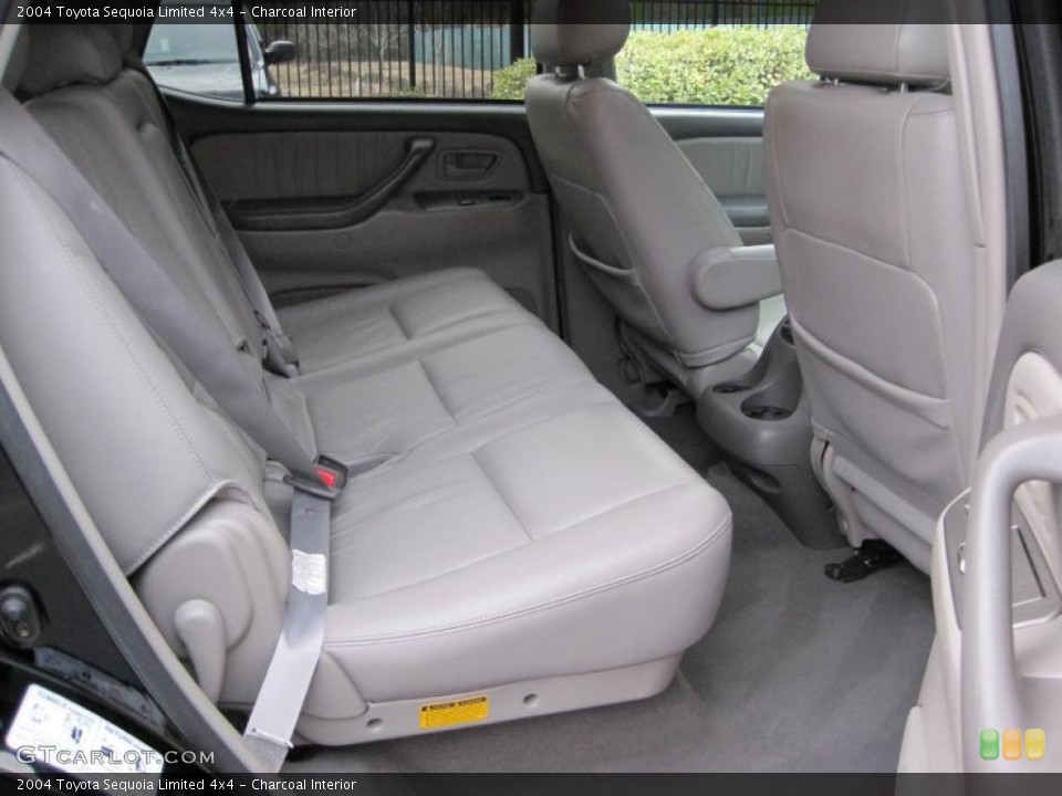 Charcoal Interior Photo for the 2004 Toyota Sequoia Limited 4x4 #42666962