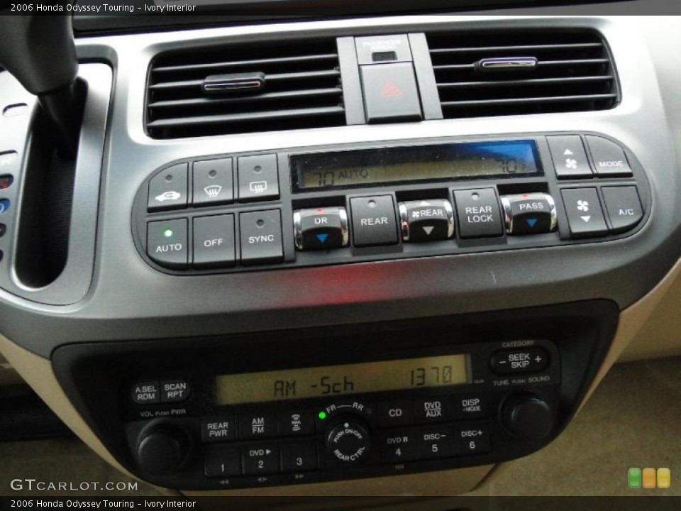 Ivory Interior Controls for the 2006 Honda Odyssey Touring #42673698