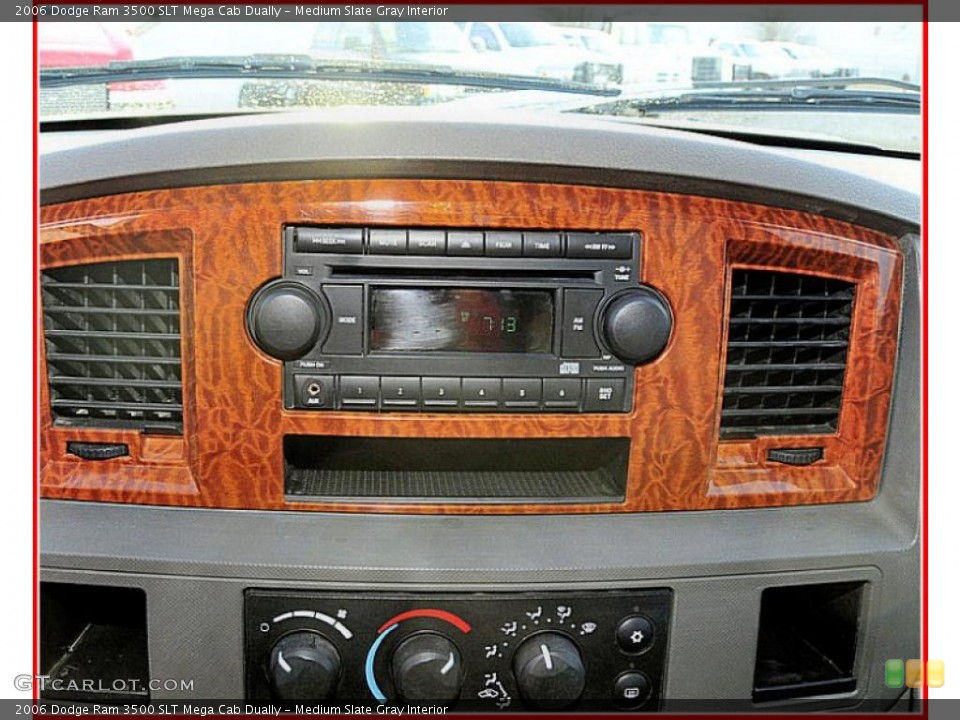 Medium Slate Gray Interior Controls for the 2006 Dodge Ram 3500 SLT Mega Cab Dually #42680585