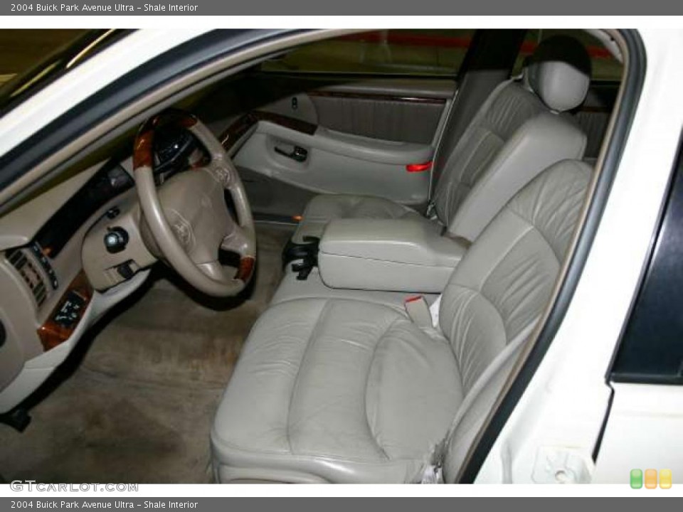 Shale Interior Photo for the 2004 Buick Park Avenue Ultra #42685095