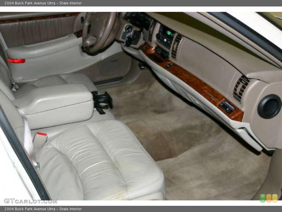 Shale Interior Photo for the 2004 Buick Park Avenue Ultra #42685363