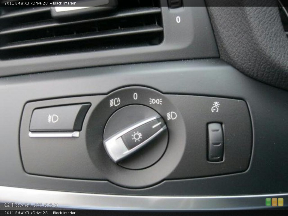 Black Interior Controls for the 2011 BMW X3 xDrive 28i #42701603