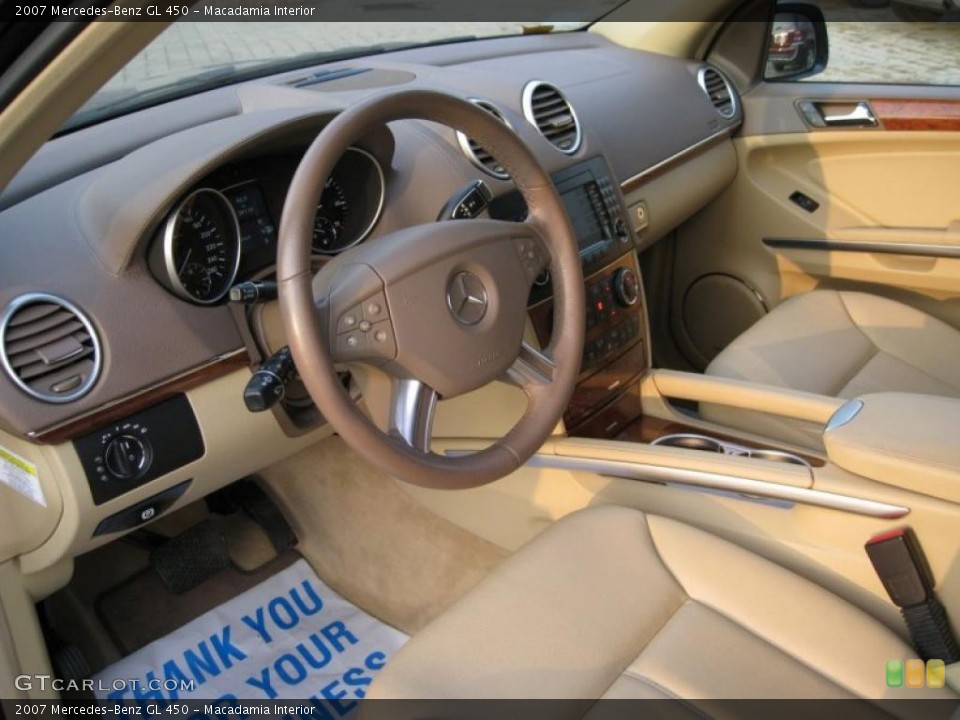 Macadamia Interior Prime Interior for the 2007 Mercedes-Benz GL 450 #42704240