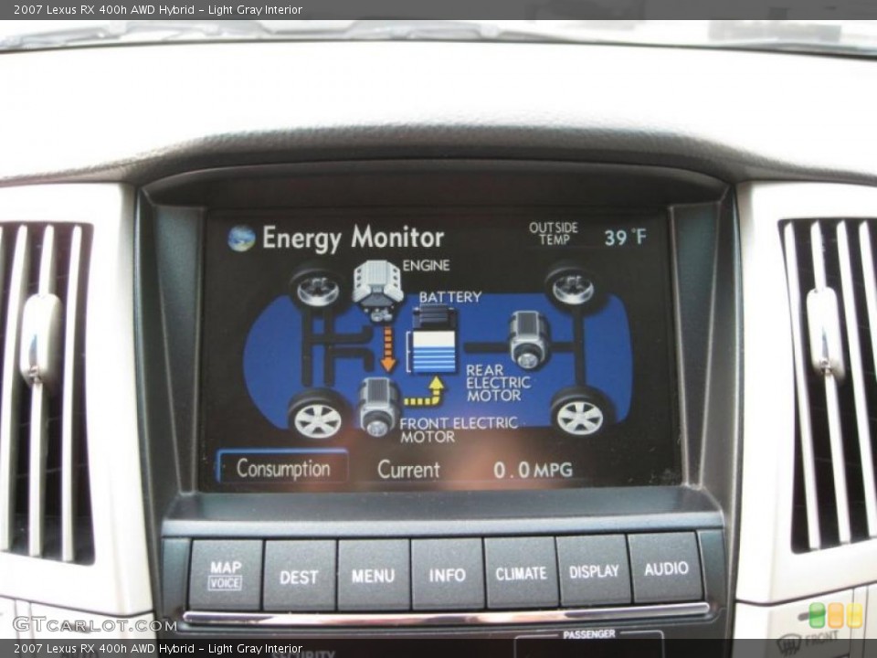 Light Gray Interior Controls for the 2007 Lexus RX 400h AWD Hybrid #42704632