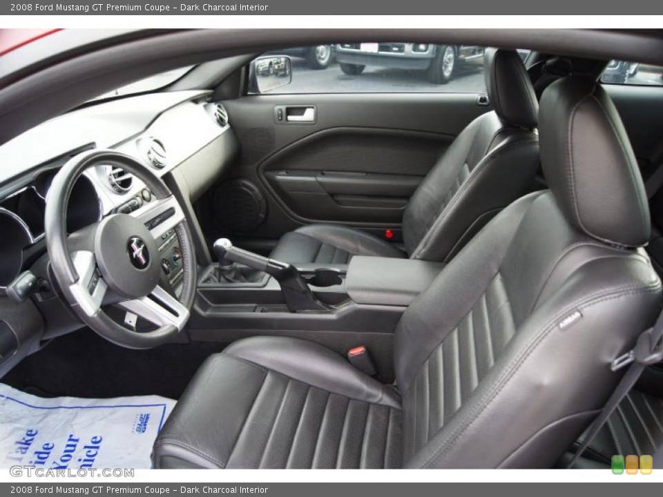 Dark Charcoal Interior Photo for the 2008 Ford Mustang GT Premium Coupe #42708028