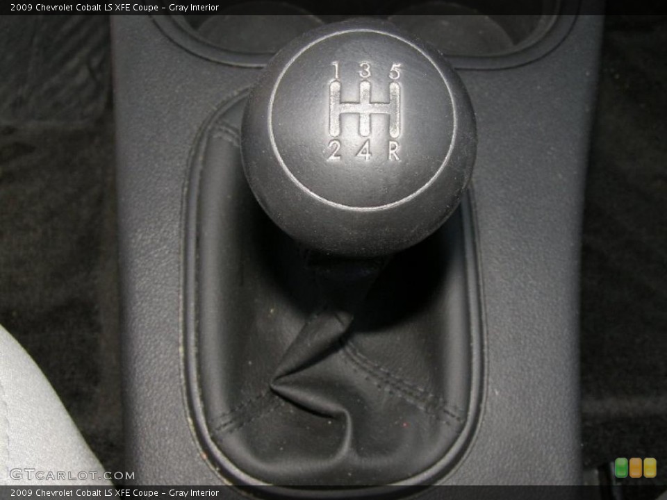 Gray Interior Transmission for the 2009 Chevrolet Cobalt LS XFE Coupe #42764032