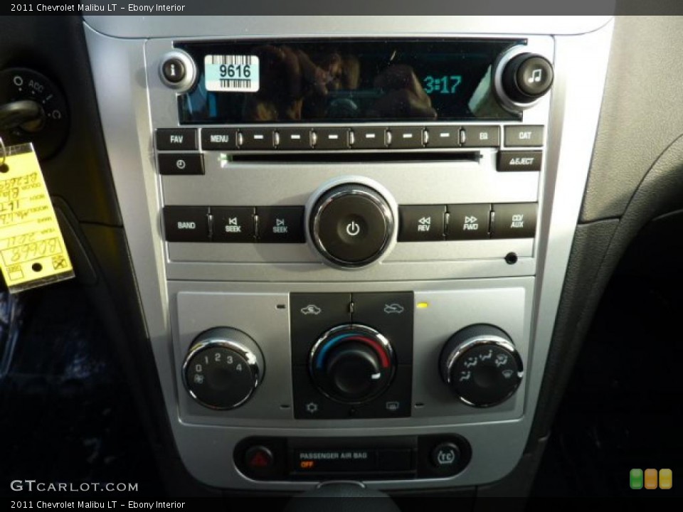 Ebony Interior Controls for the 2011 Chevrolet Malibu LT #42770633