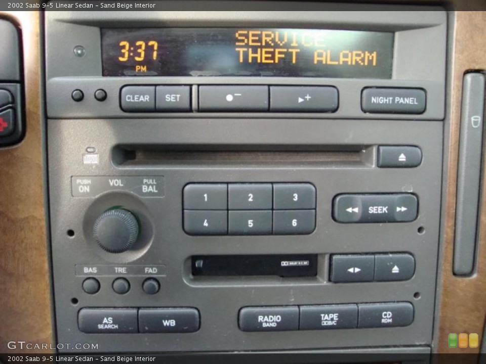 Sand Beige Interior Controls for the 2002 Saab 9-5 Linear Sedan #42774777