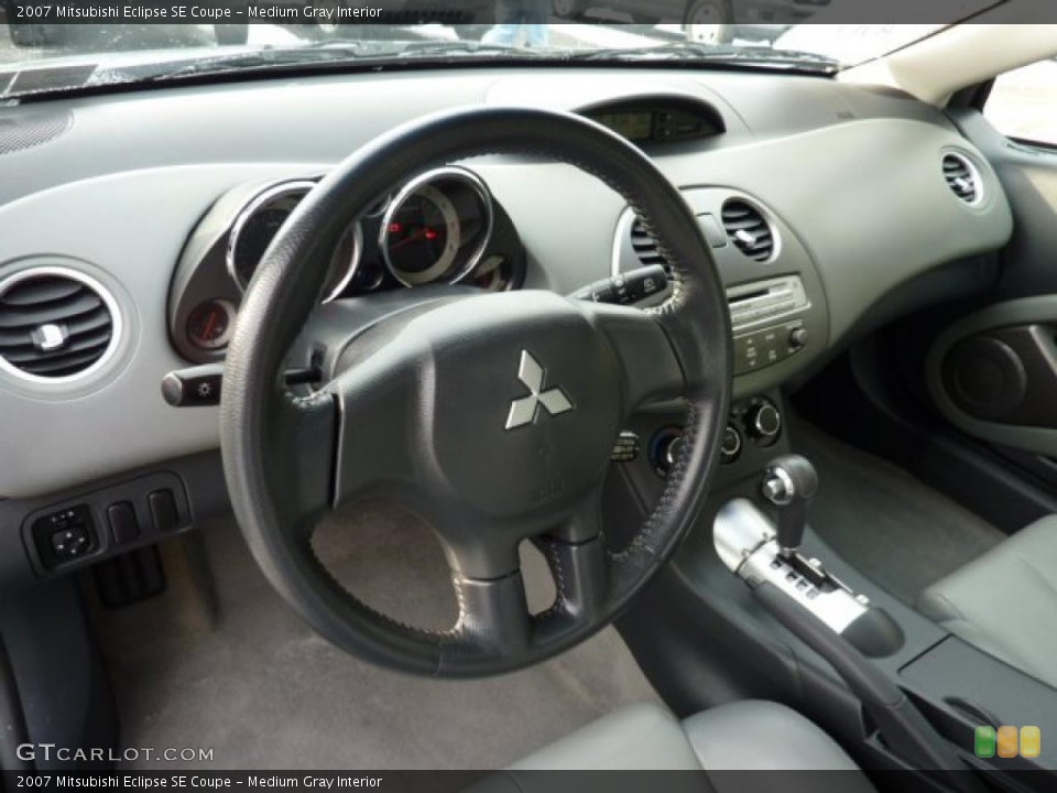 Medium Gray Interior Photo for the 2007 Mitsubishi Eclipse SE Coupe #42776377
