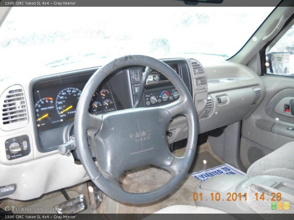 Gray Interior Prime Interior for the 1996 GMC Yukon SL 4x4 #42777105