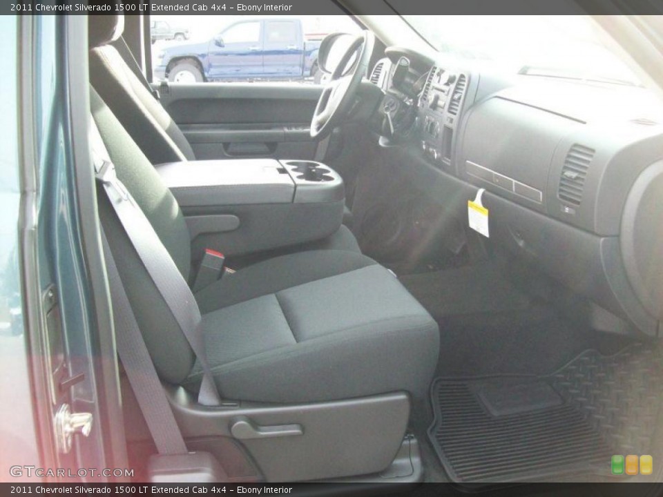 Ebony Interior Photo for the 2011 Chevrolet Silverado 1500 LT Extended Cab 4x4 #42787577