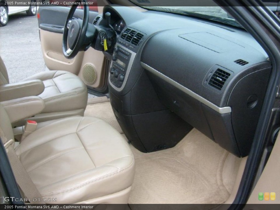 Cashmere Interior Photo for the 2005 Pontiac Montana SV6 AWD #42795369