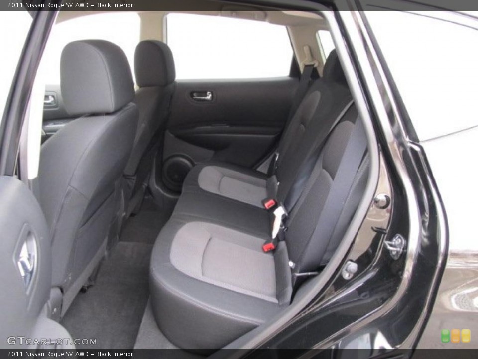 Black Interior Photo for the 2011 Nissan Rogue SV AWD #42796049