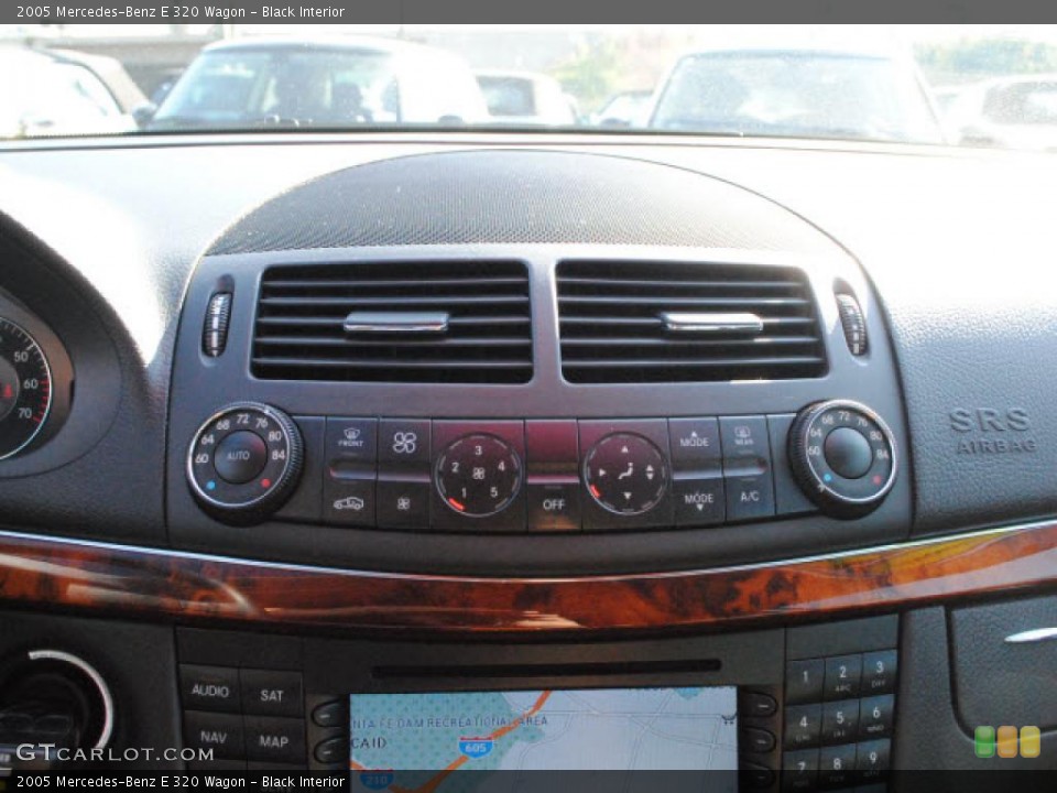 Black Interior Controls for the 2005 Mercedes-Benz E 320 Wagon #42812073