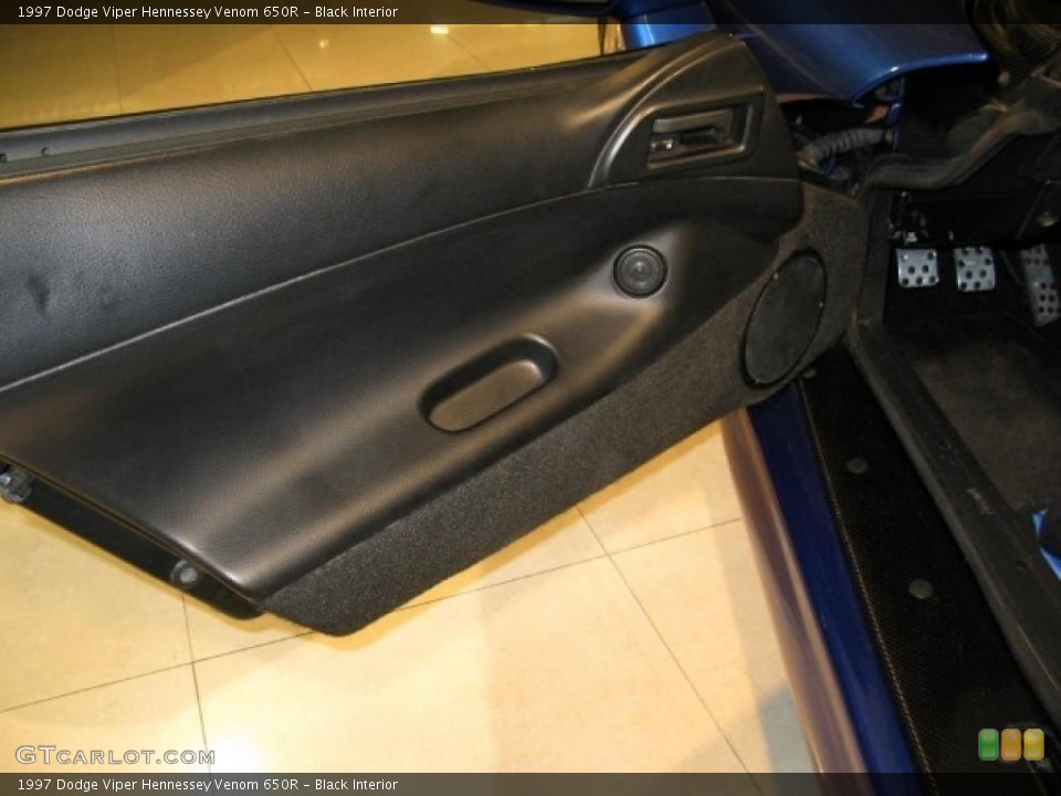 Black Interior Door Panel for the 1997 Dodge Viper Hennessey Venom 650R #42813397