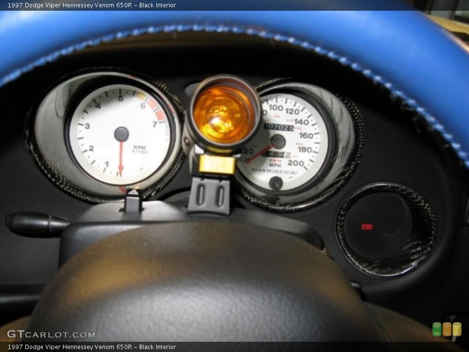 Black Interior Gauges for the 1997 Dodge Viper Hennessey Venom 650R #42813409