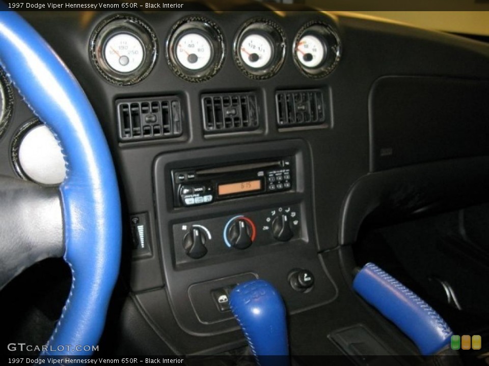 Black Interior Controls for the 1997 Dodge Viper Hennessey Venom 650R #42813425