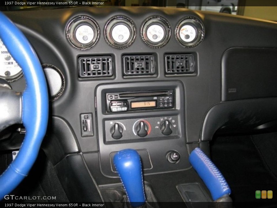 Black Interior Controls for the 1997 Dodge Viper Hennessey Venom 650R #42813445